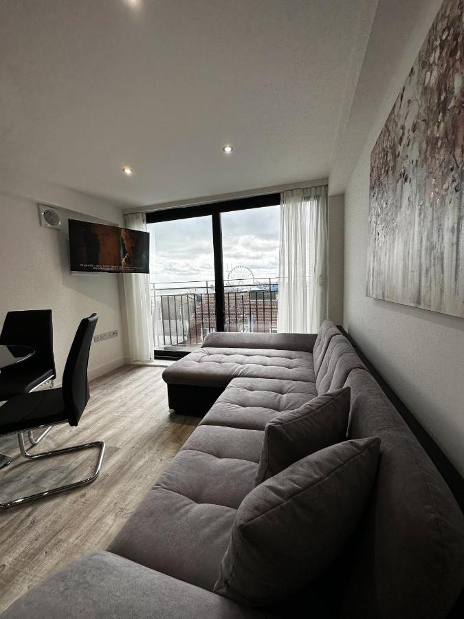 The Atlantis - Tower Apartments Great Yarmouth Extérieur photo